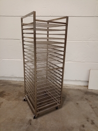 Mobile s/s rack (GN 2/1)